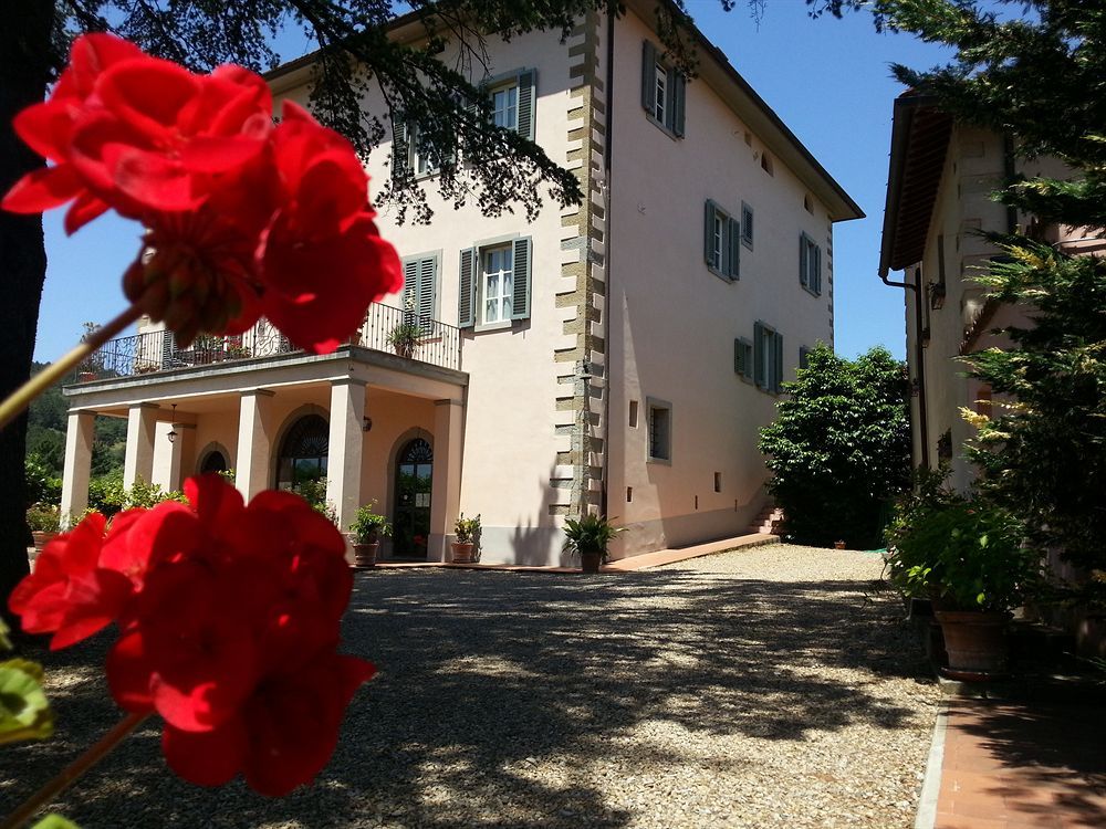 Villa La Grotta San Giustino Valdarno Exterior photo